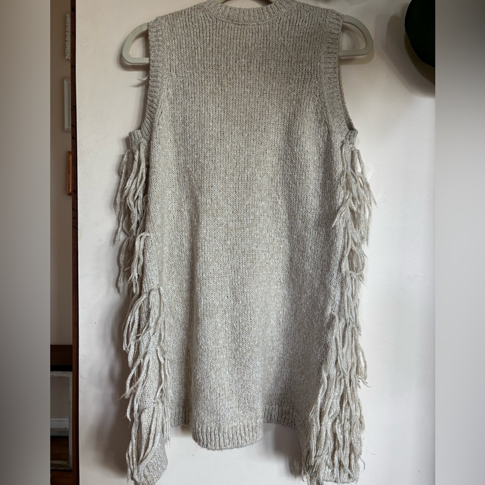 H&M fringe long knit vest - Picture 3 of 3
